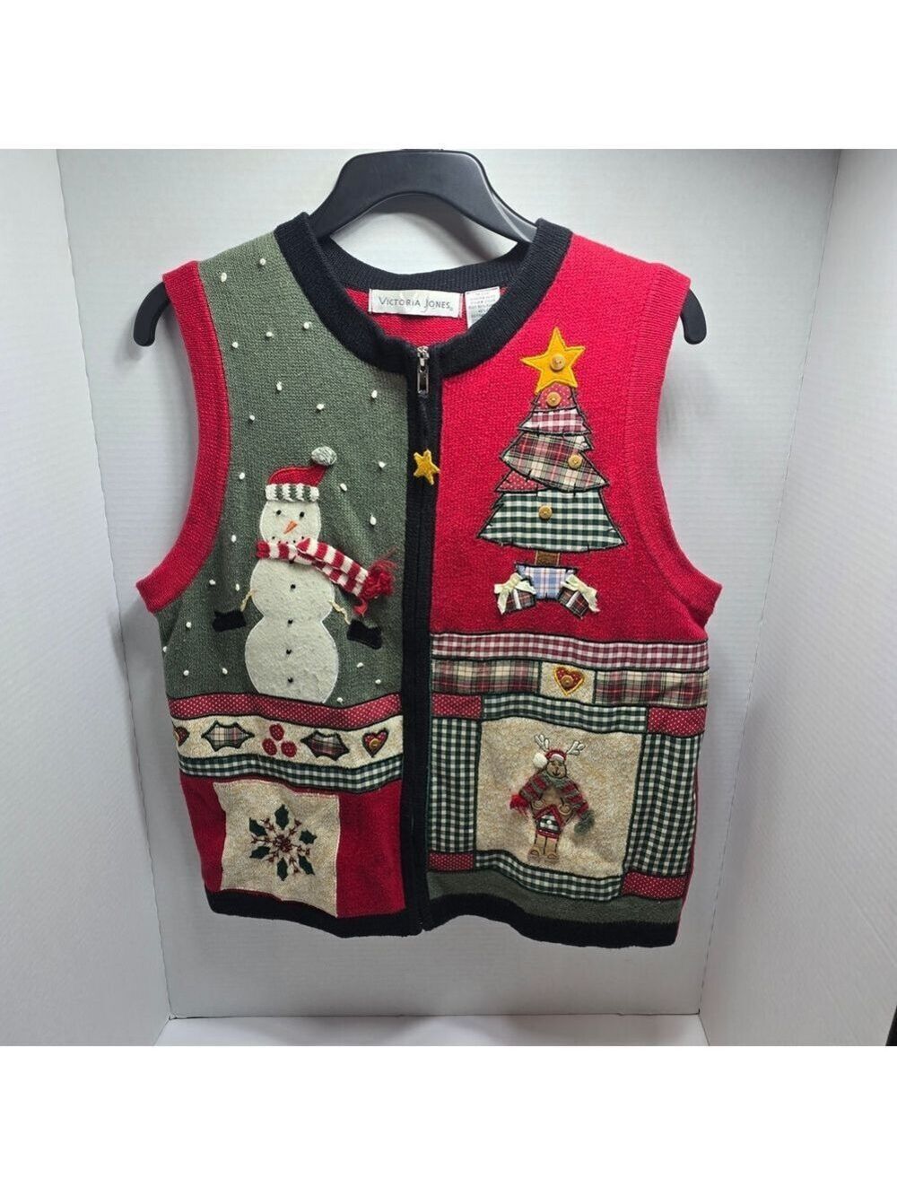 Victoria Jones Woman Holiday Snowman and Tree Vest